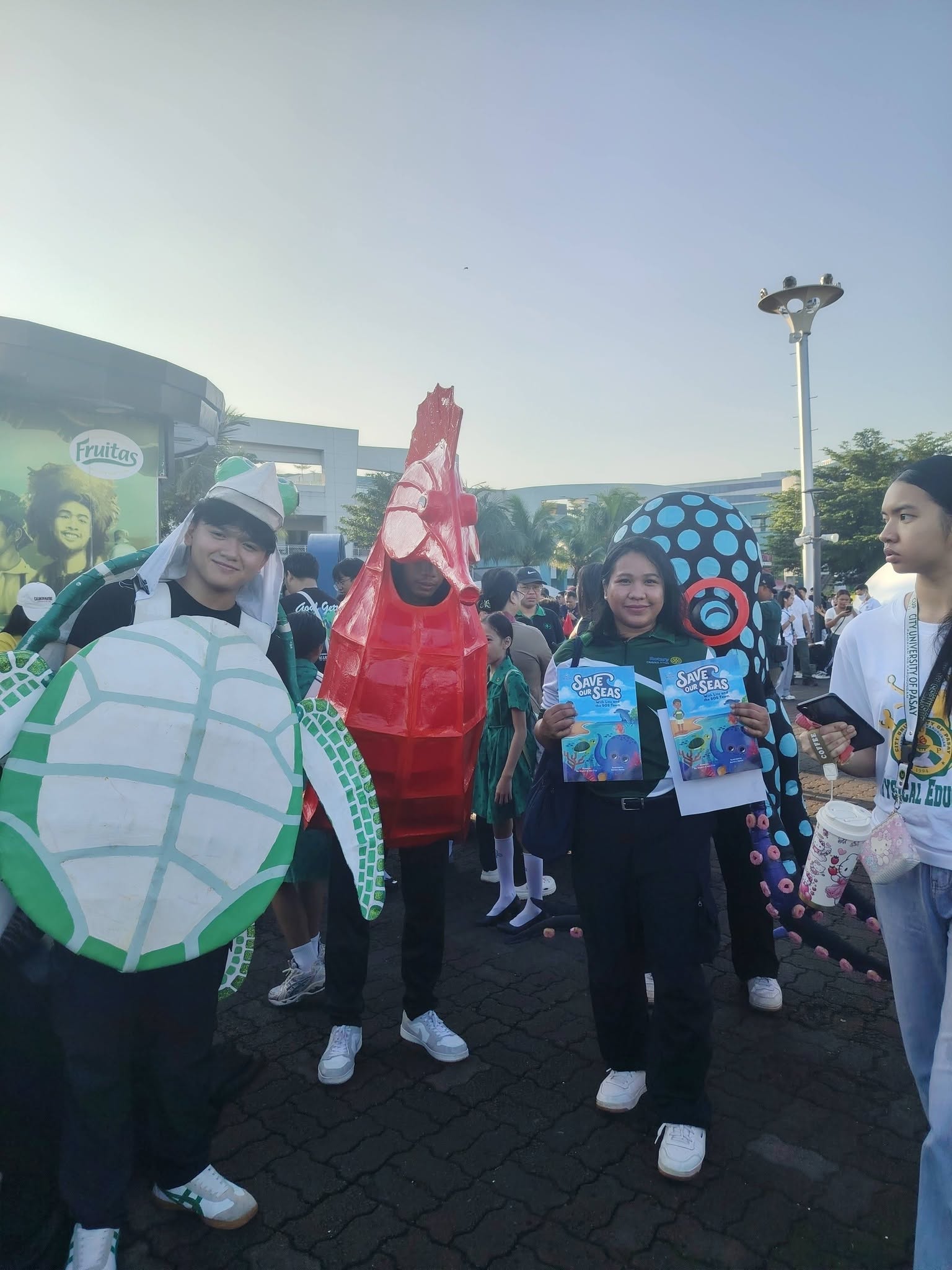 SM By the Bay for the International Coastal Clean-Up 2026