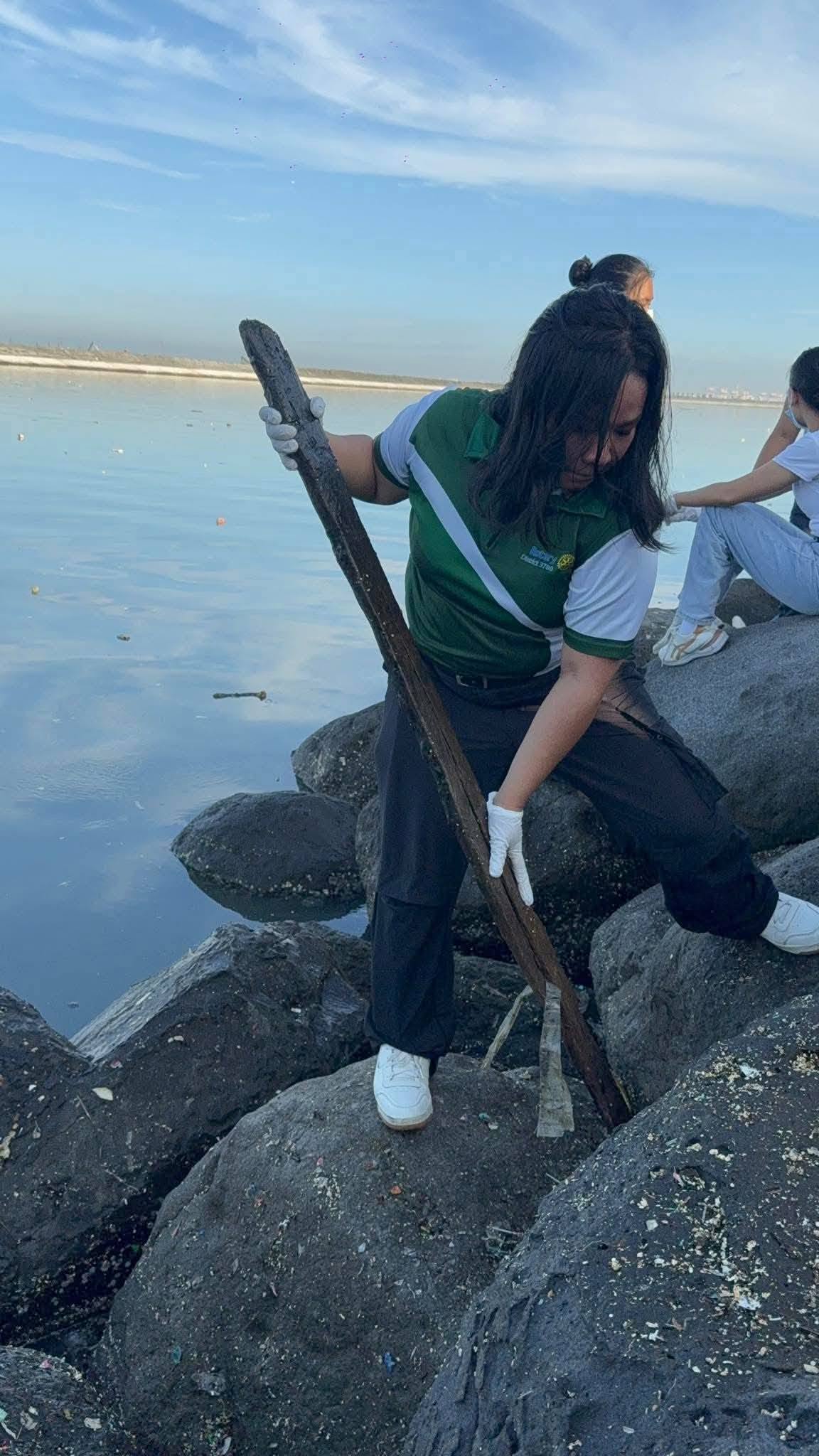 SM By the Bay for the International Coastal Clean-Up 2026