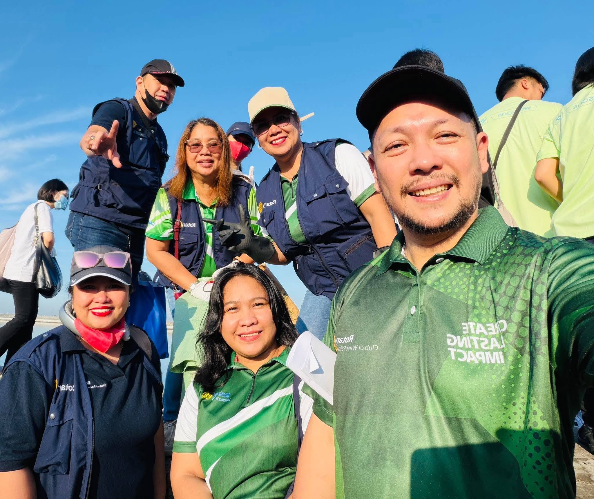 SM By the Bay for the International Coastal Clean-Up 2026